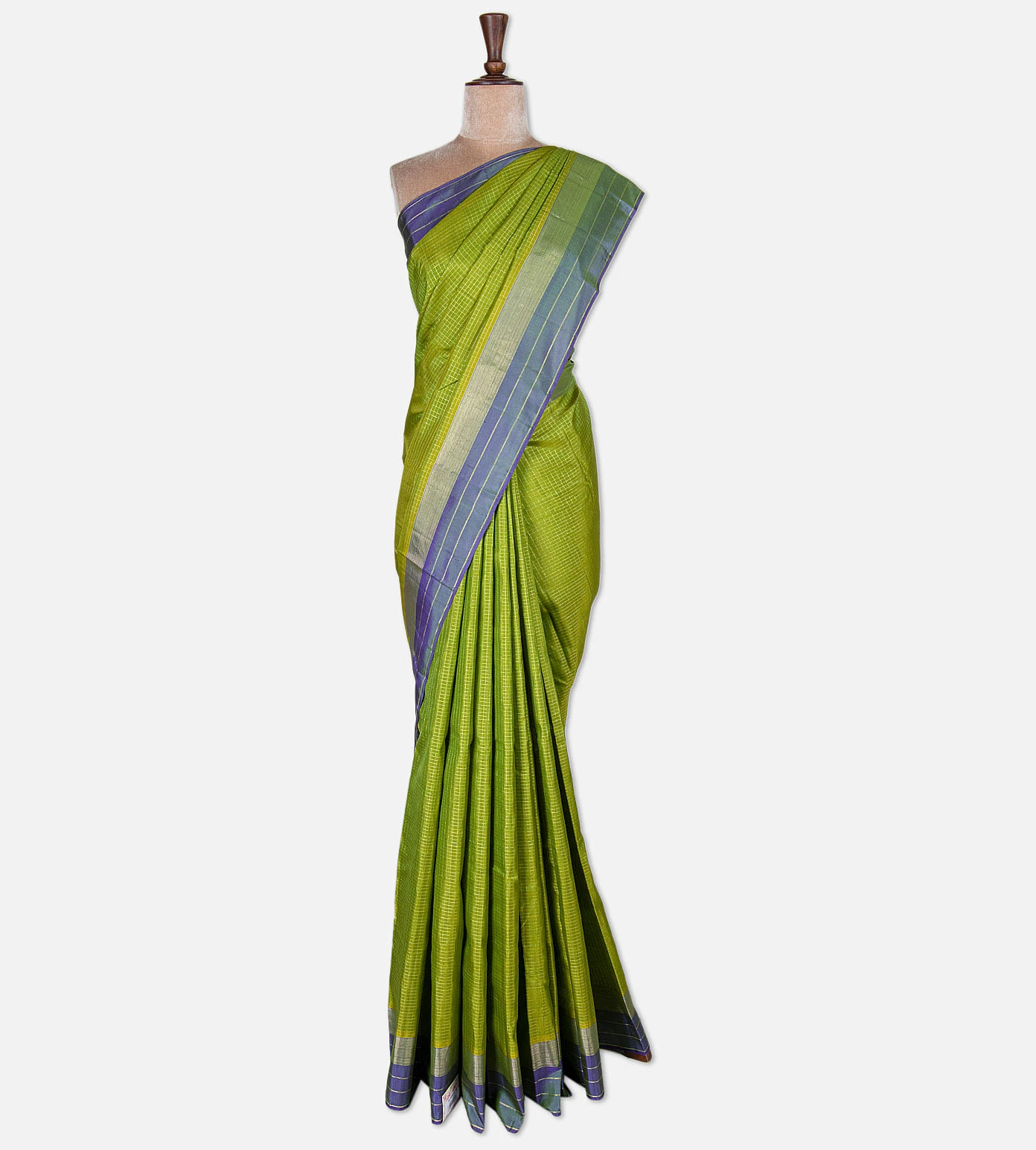 light-green-kanchipuram-silk-saree-e01145547-b
