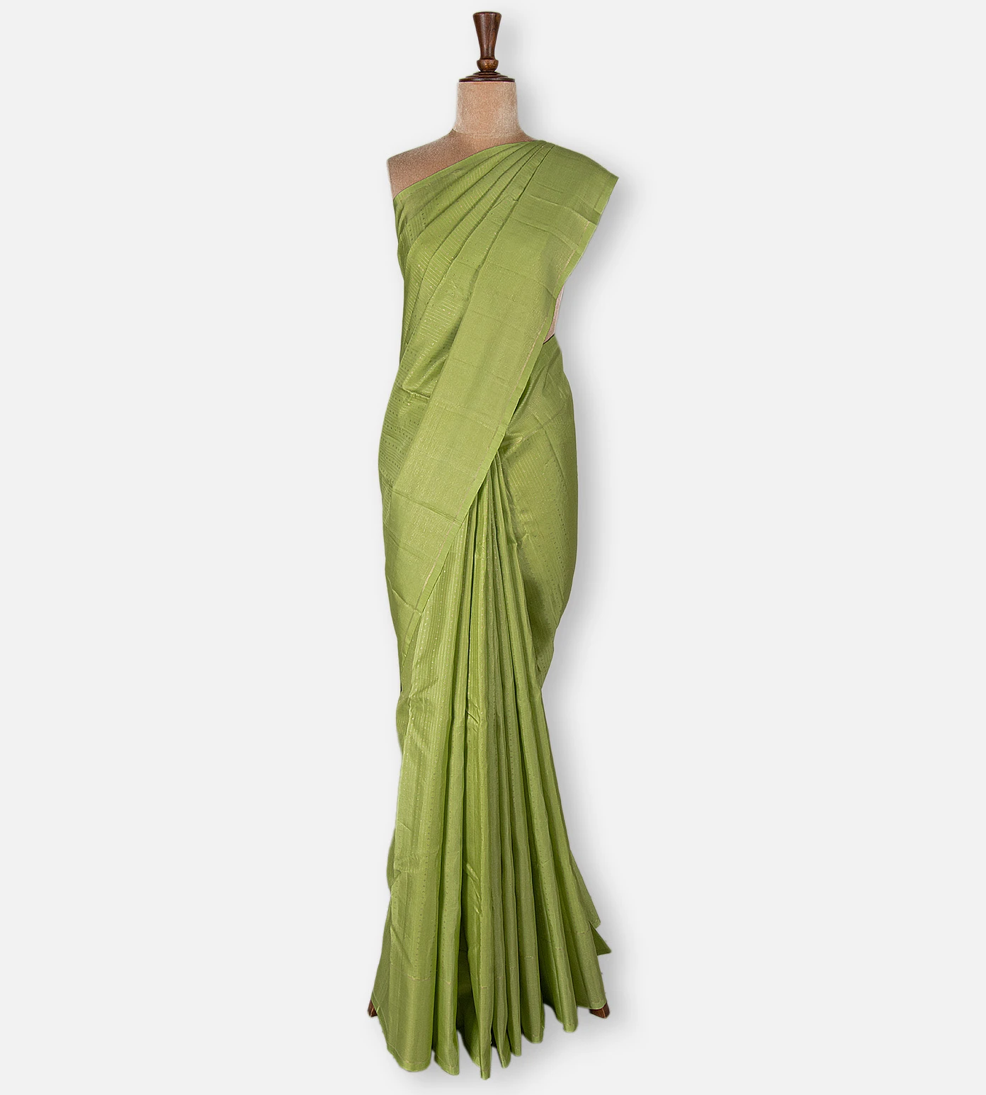light-green-kanchipuram-silk-saree-e01144715-b