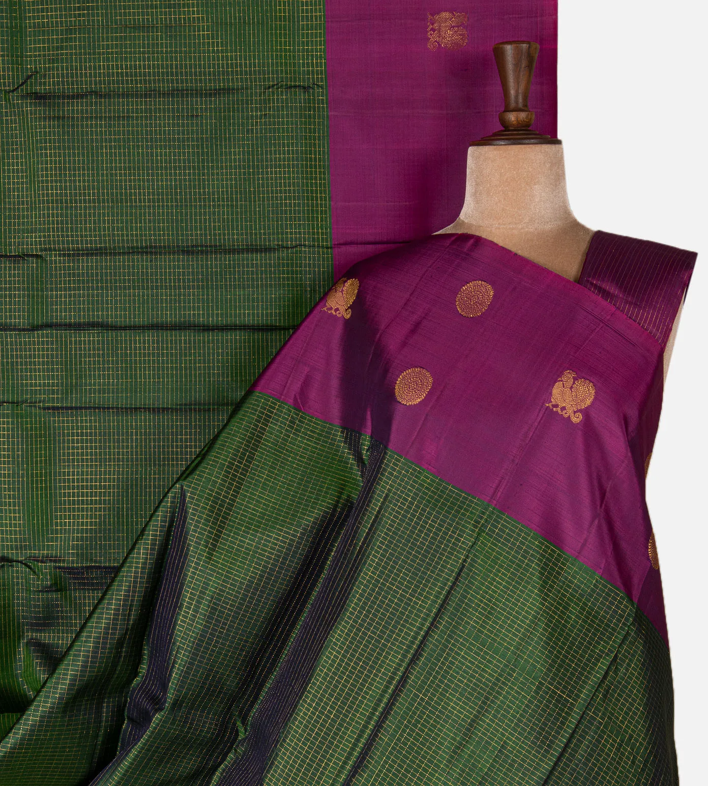 green-kanchipuram-silk-saree-e01145541-a