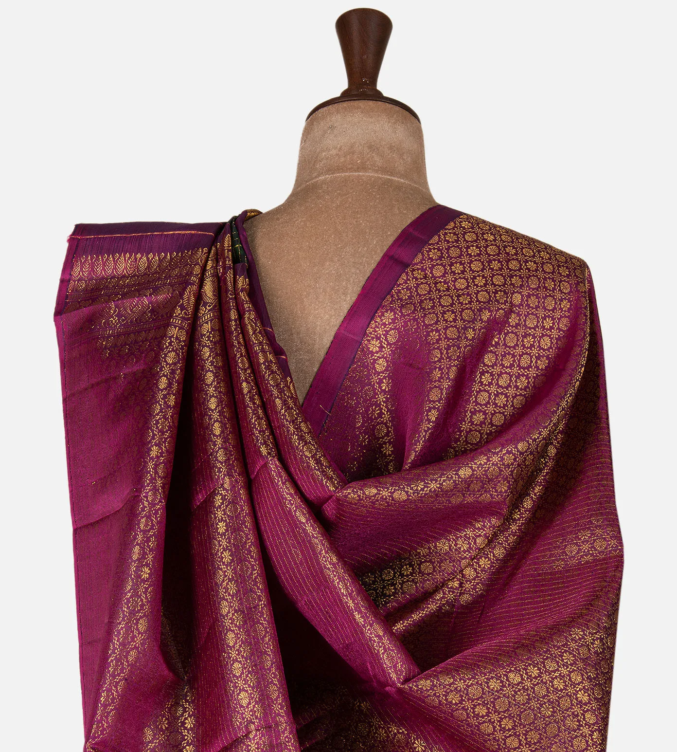 green-kanchipuram-silk-saree-e01145541-c