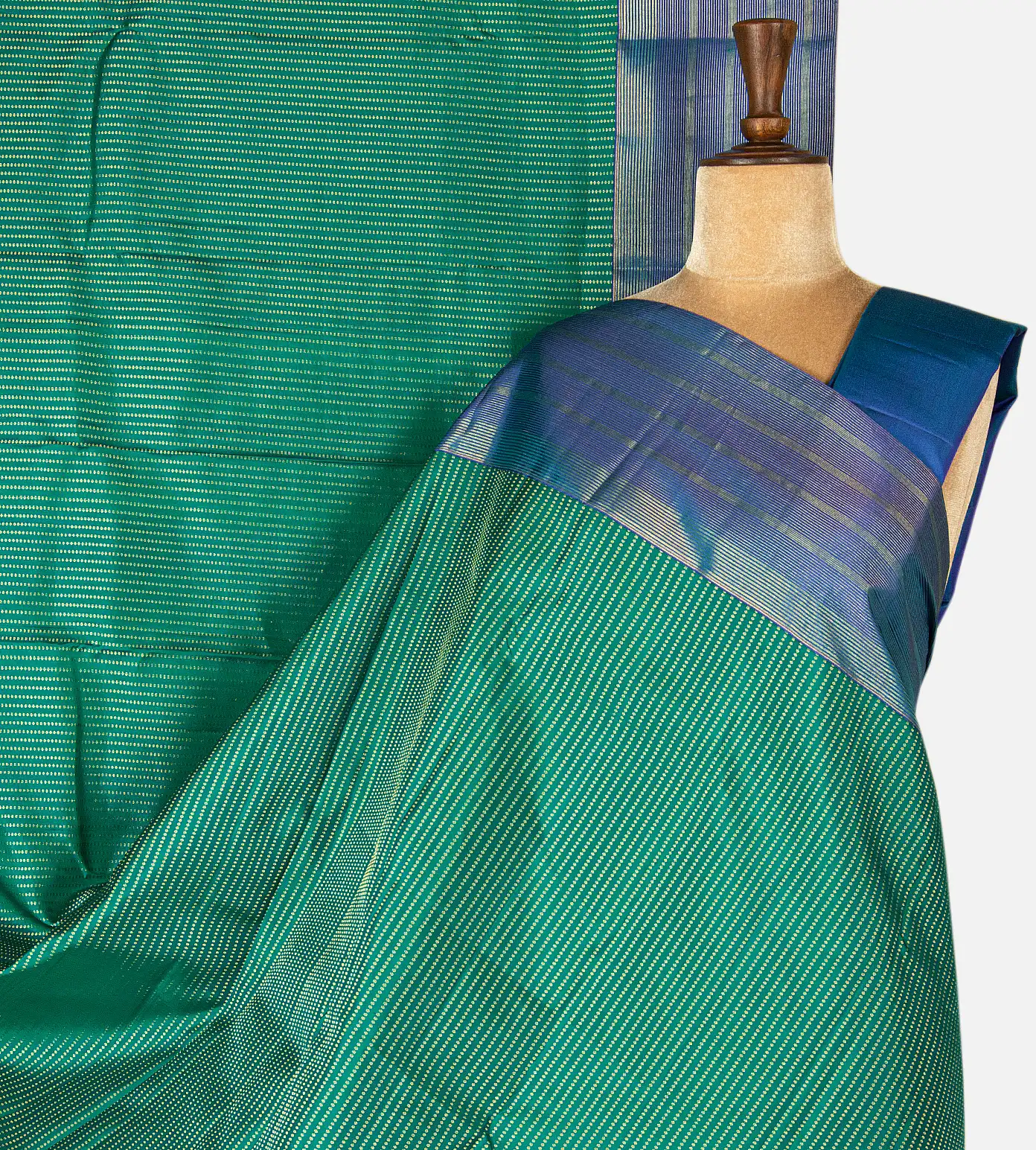 green-soft-silk-saree-e02149628-a