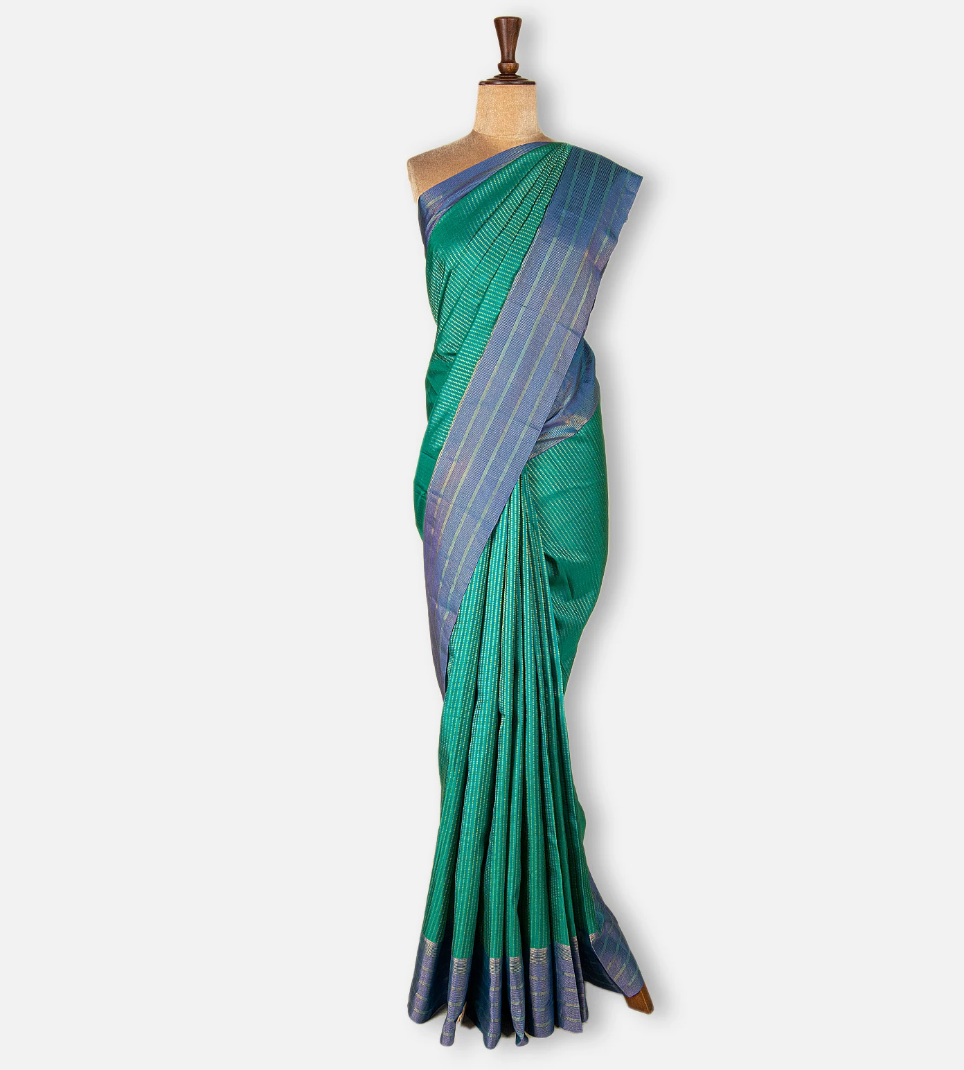 green-soft-silk-saree-e02149628-b