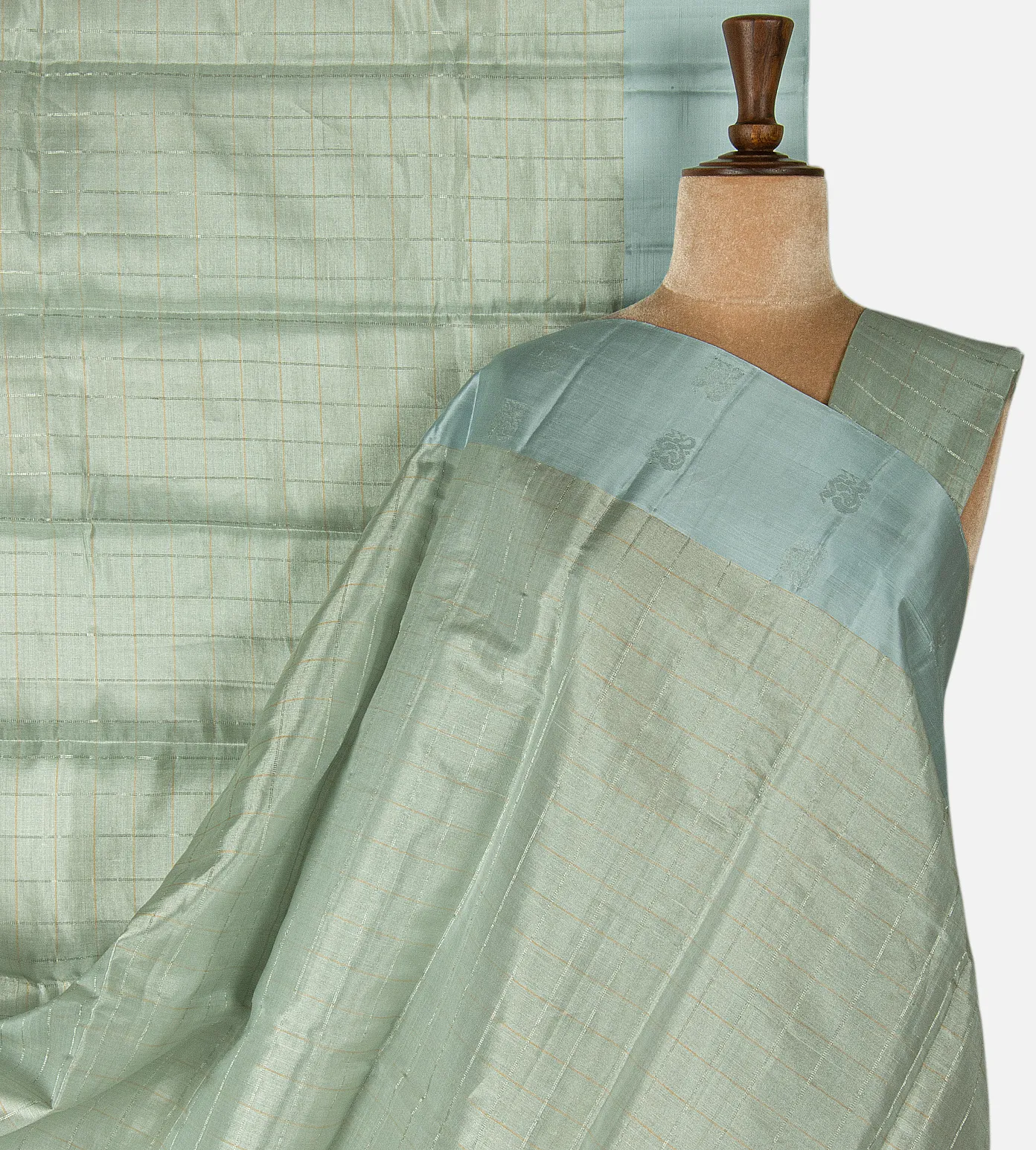 pastel-green-soft-silk-saree-e01143957-a