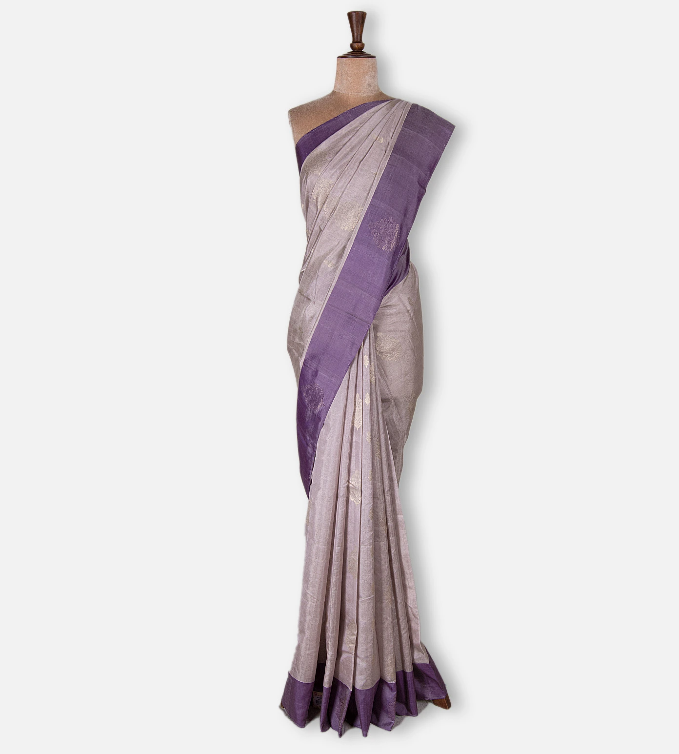 lilac-soft-silk-saree-d09127575-b
