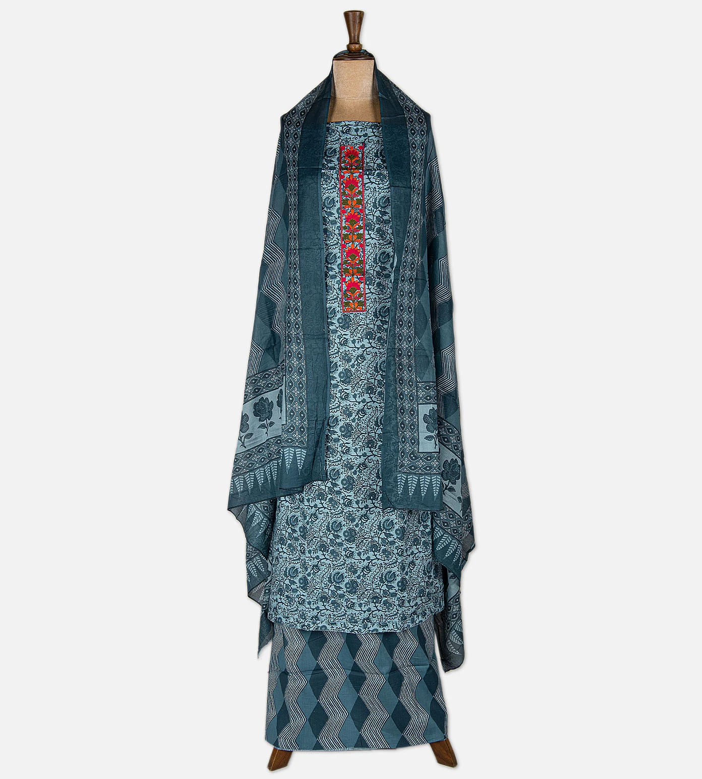 light-blue-cotton-salwar-e02149408-c
