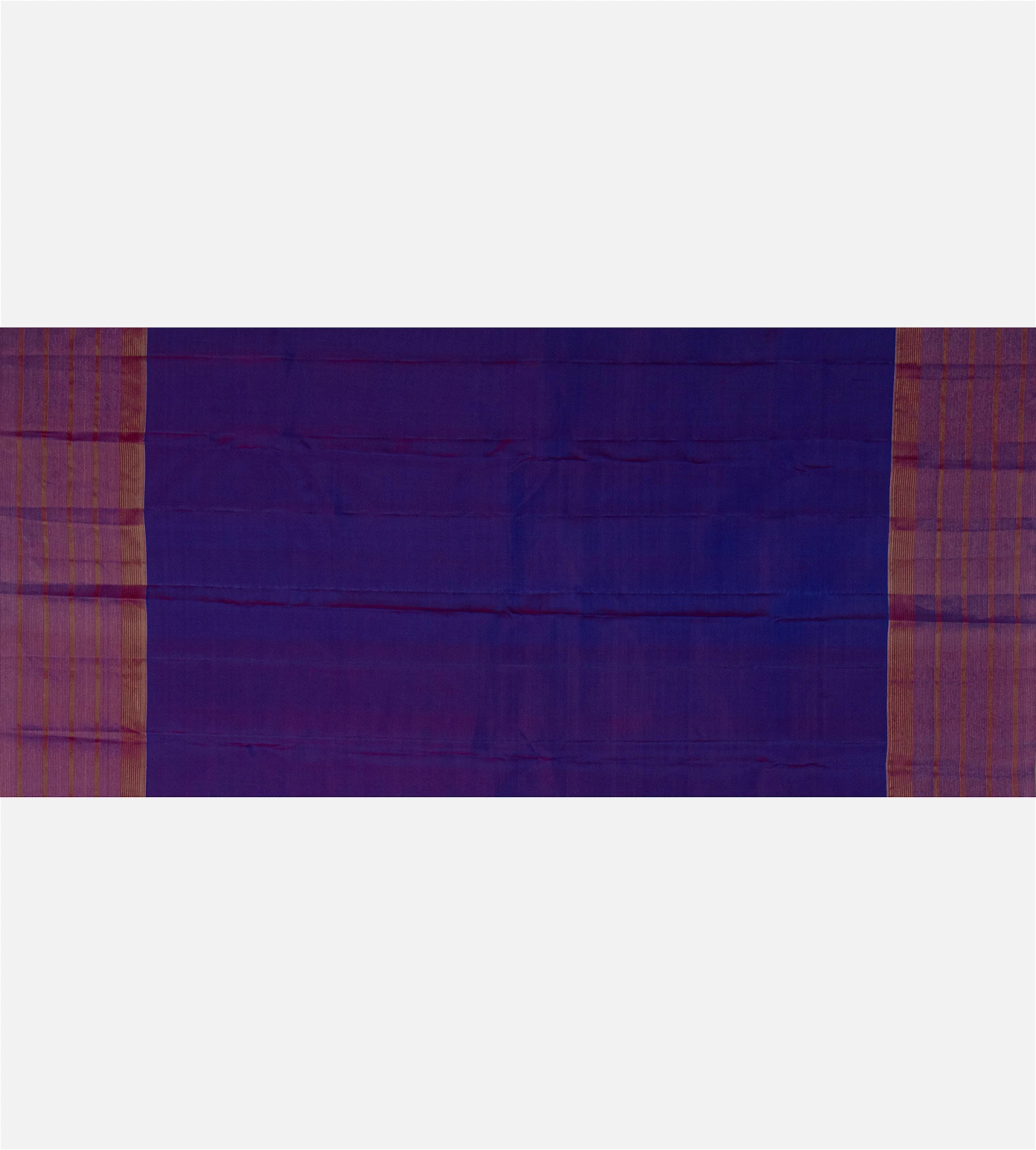 red-soft-silk-saree-e02149626-d