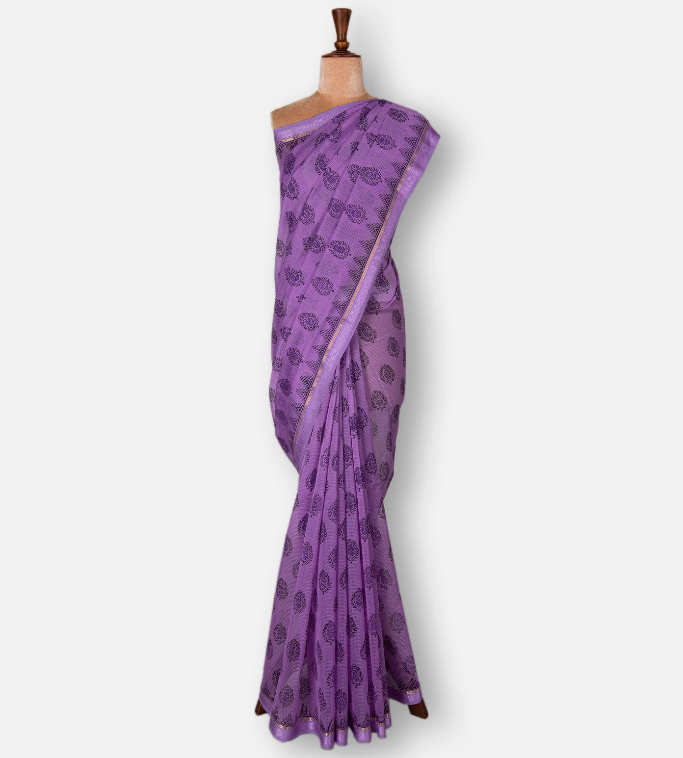 lilac-maheshwari-cotton-saree-e02148108-b