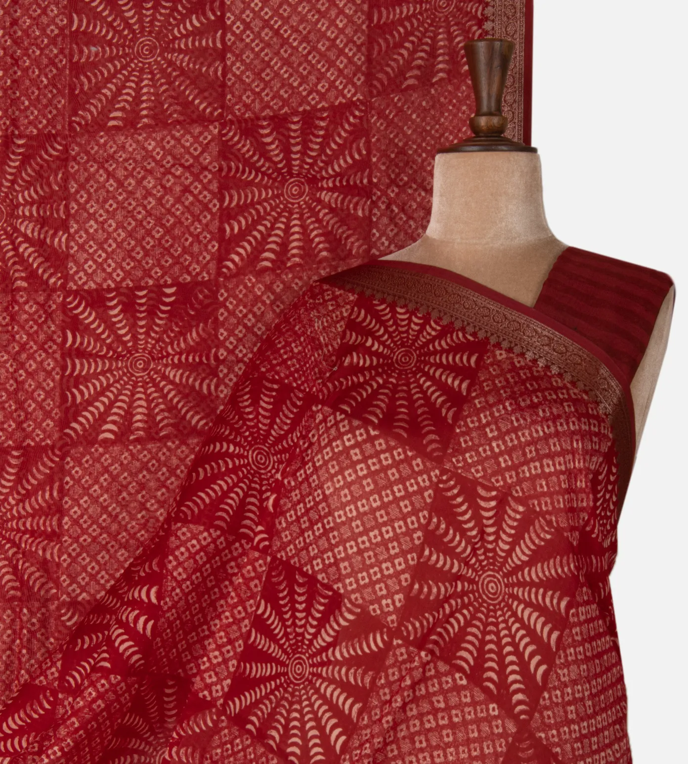 red-chanderi-cotton-saree-e02149995-a