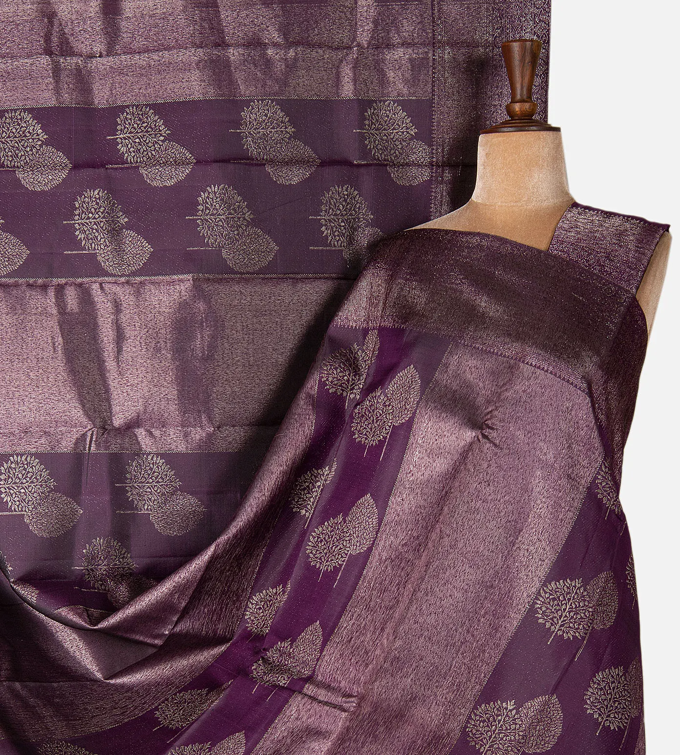 purple-kanchipuram-silk-saree-d0398584-a