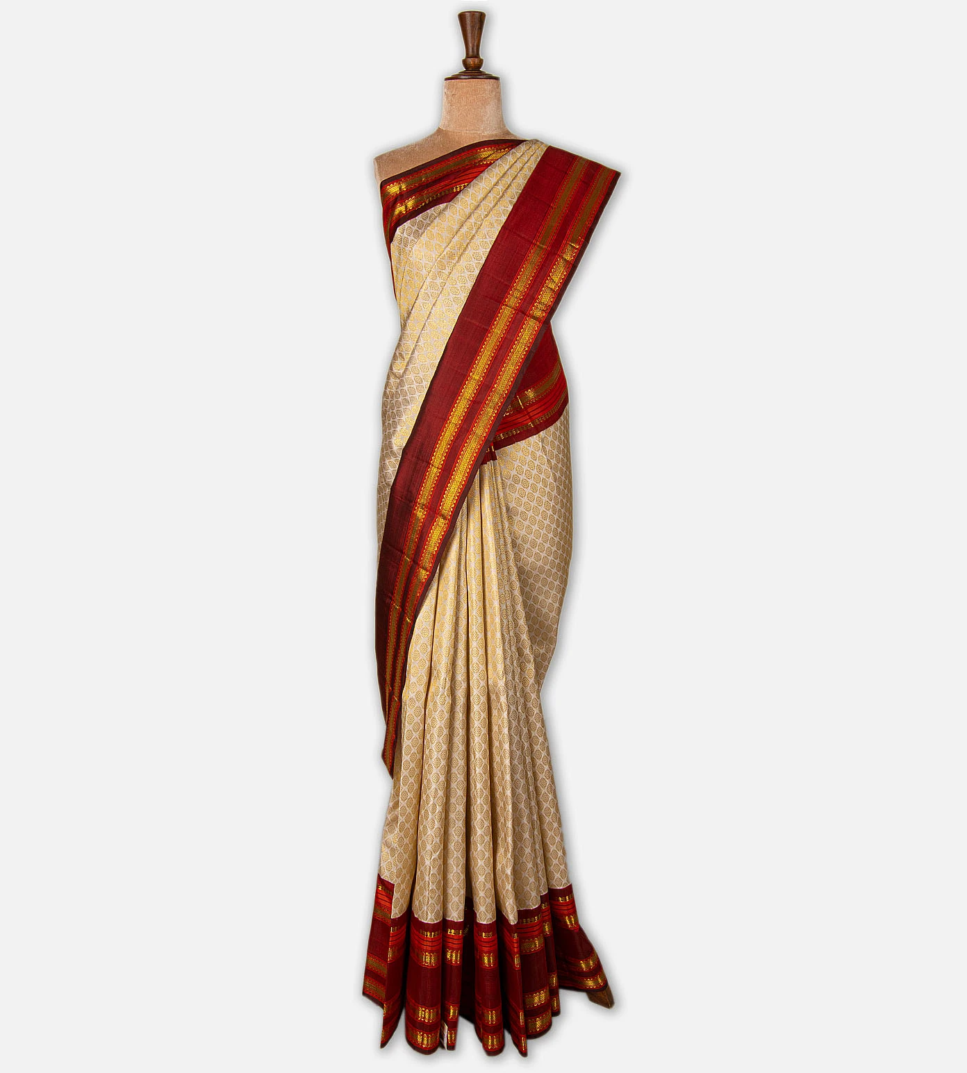 light-beige-kanchipuram-silk-saree-e02150762-b