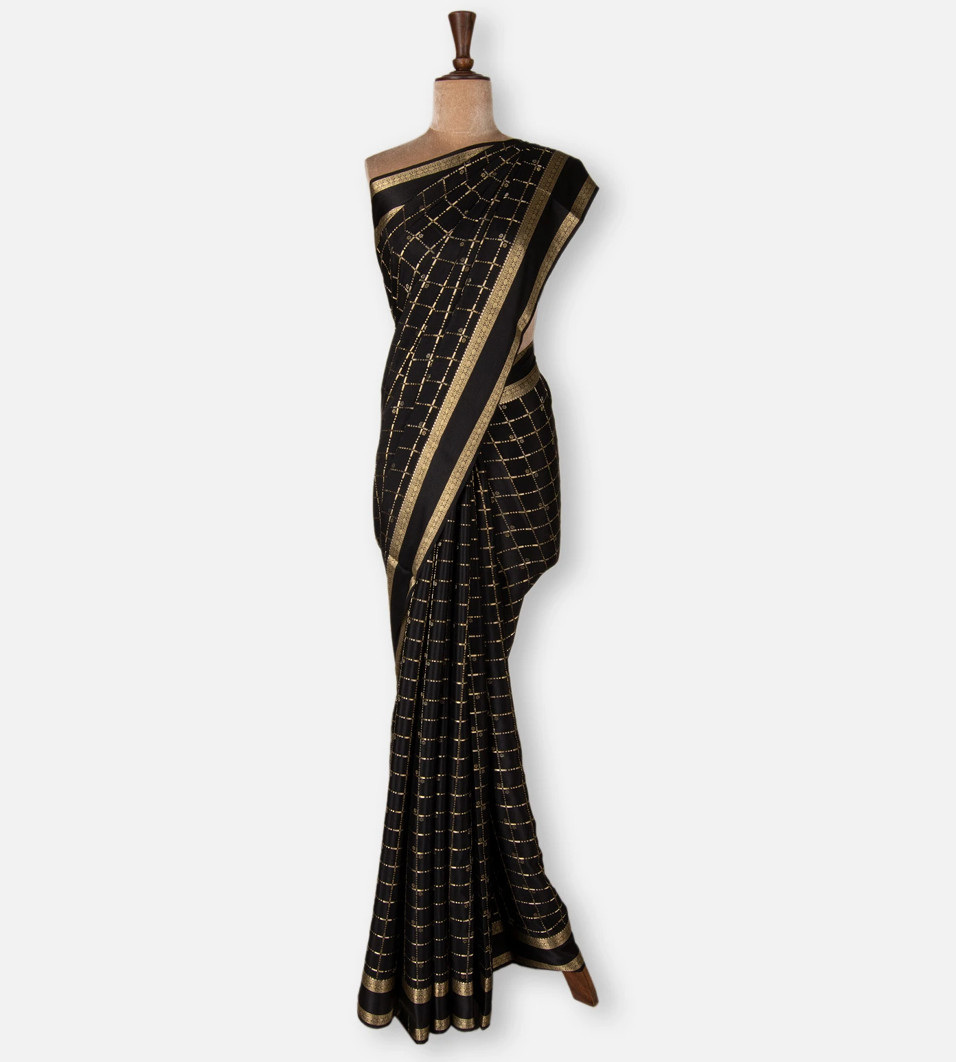 black-mysore-silk-saree-e01146033-b