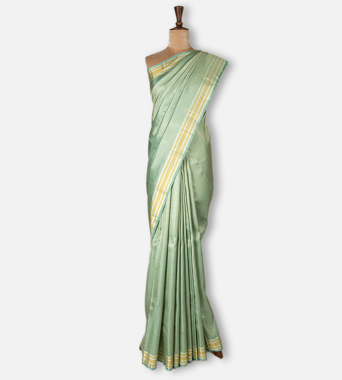 pistachio-green-kanchipuram-silk-saree-d12142025-b