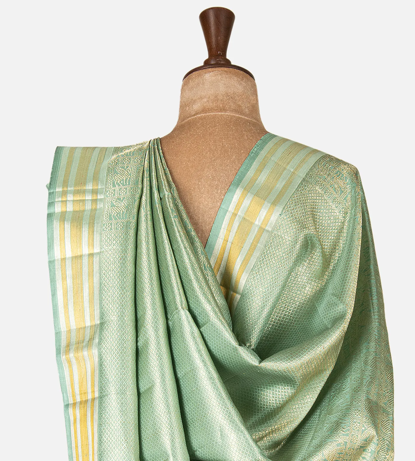 pistachio-green-kanchipuram-silk-saree-d12142025-c