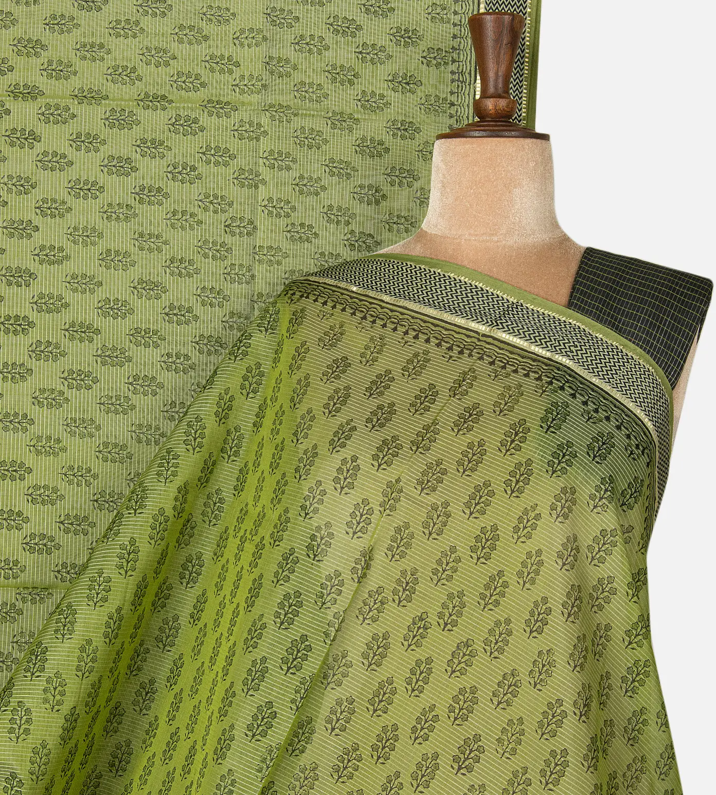 green-maheshwari-cotton-saree-e02148113-a