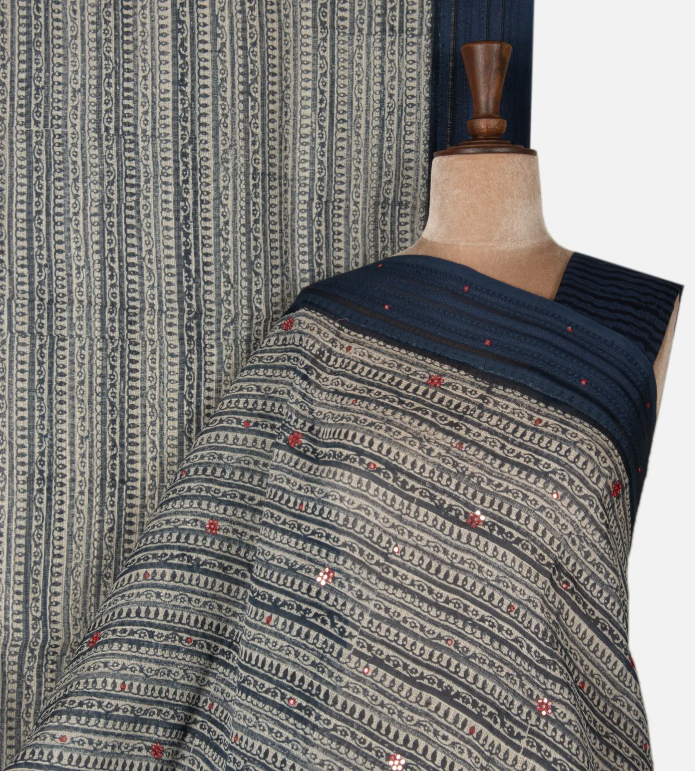 off-white-kota-cotton-saree-e01145450-a