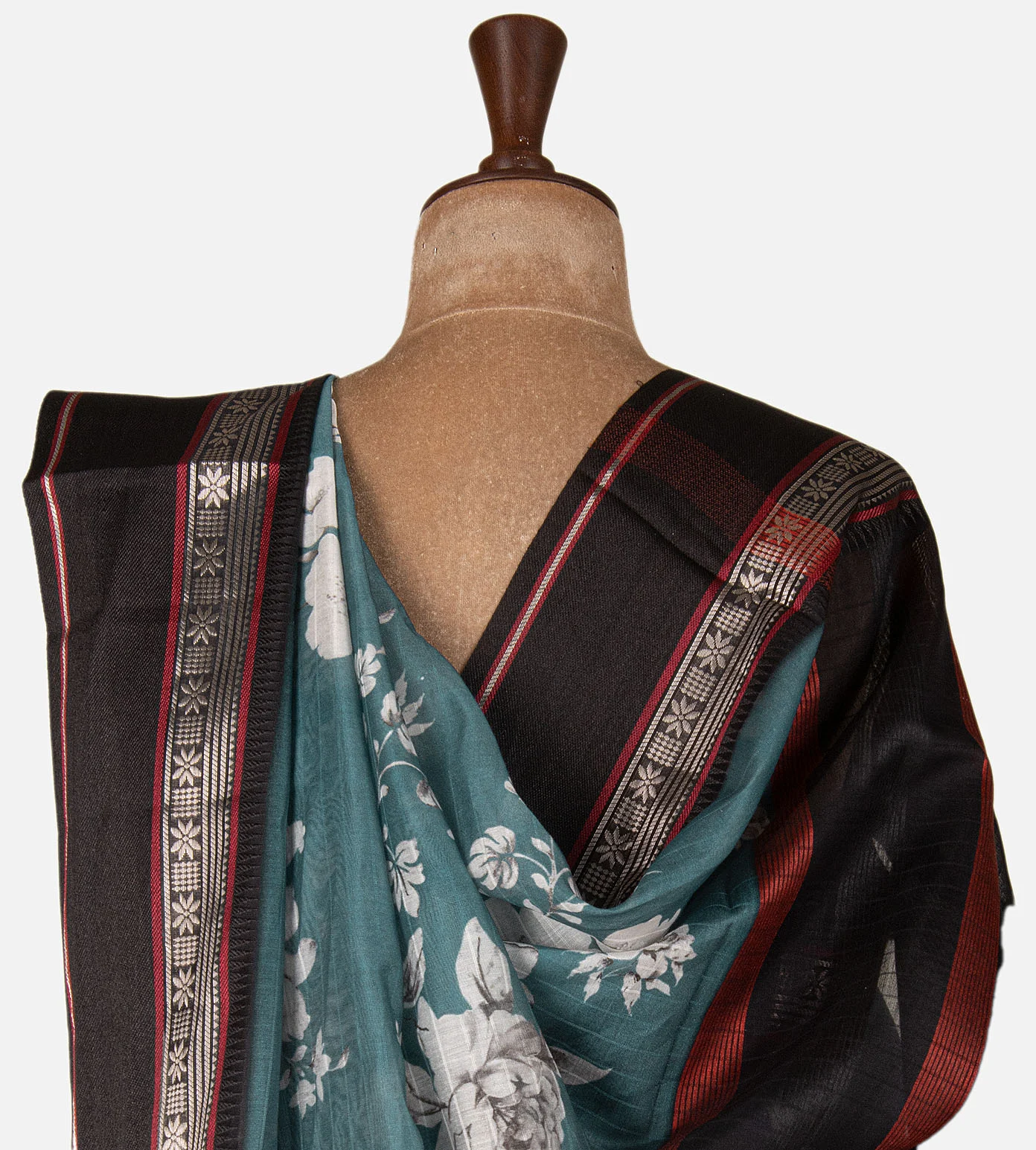 lue-chanderi-cotton-saree-e01145219-c
