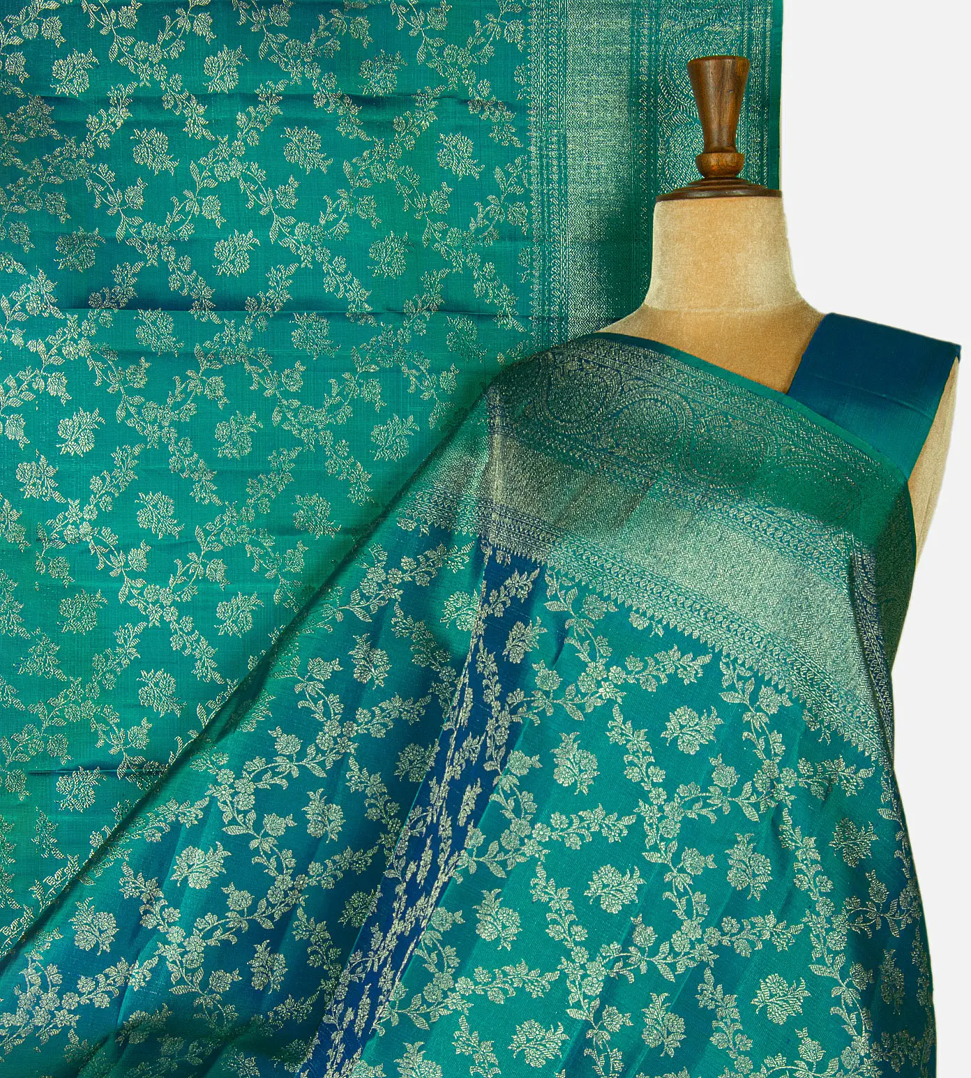peacock-blue-kanchipuram-silk-saree-e02152282-a