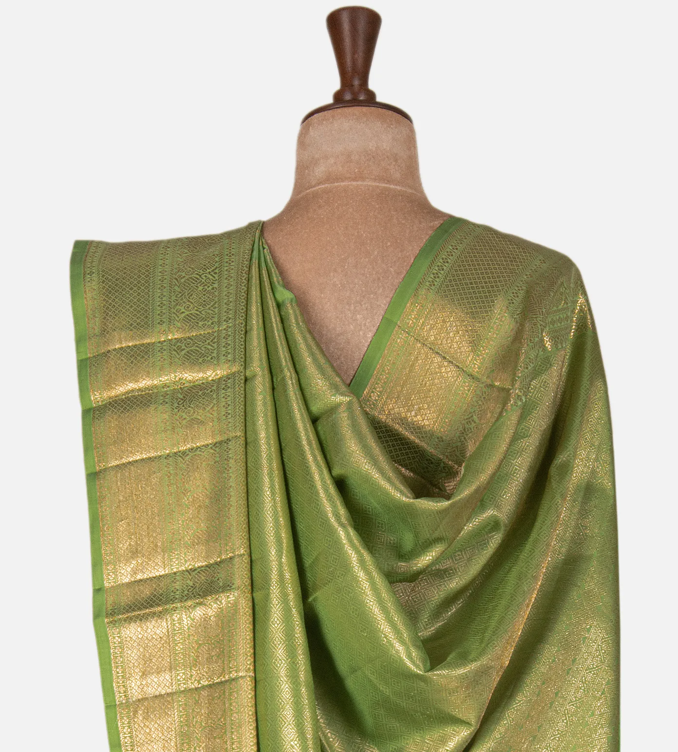 green-kanchipuram-silk-saree-d0398644-c