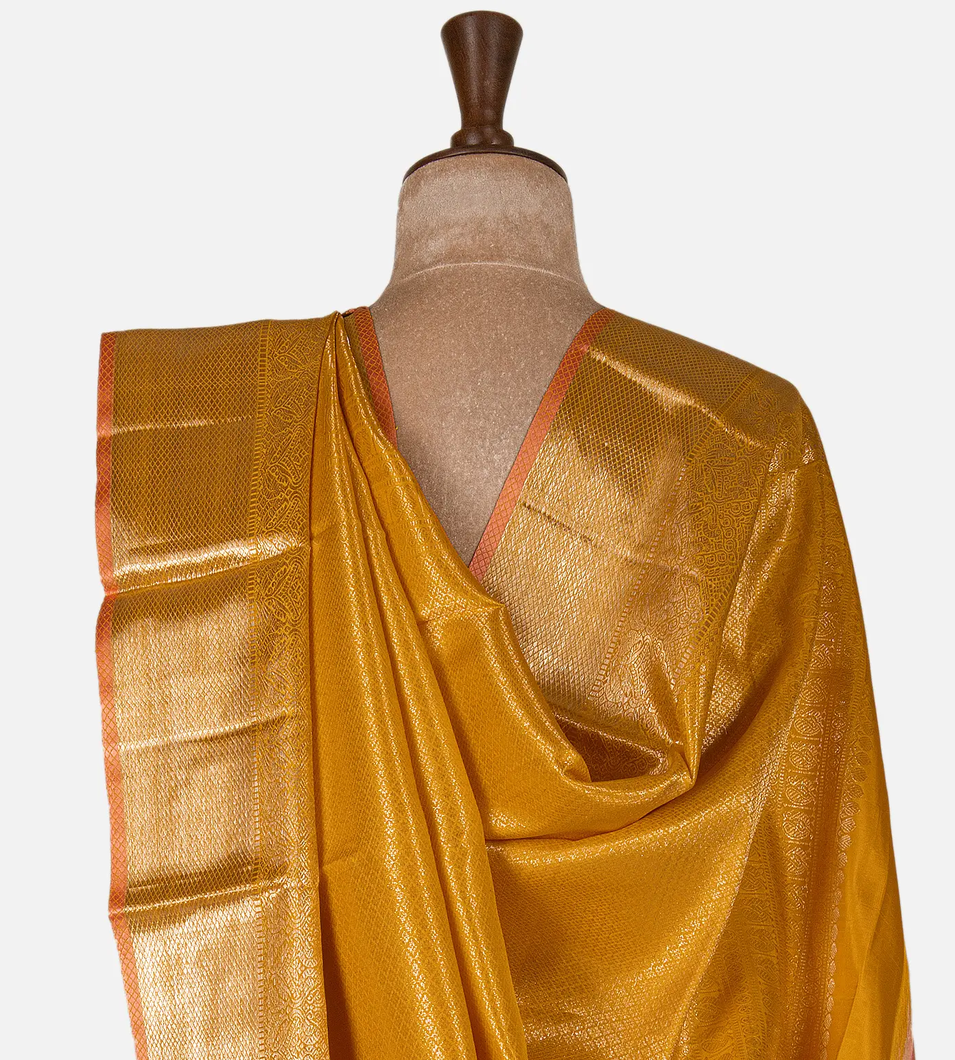 yellow-kanchipuram-silk-saree-d0398648-c