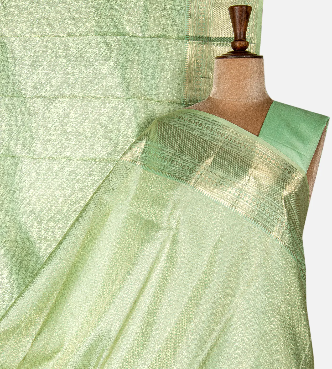 pistachio-green-kanchipuram-silk-saree-d07113120-a
