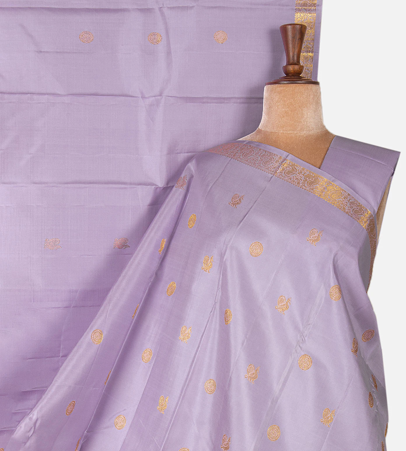 lavender-kanchipuram-silk-saree-e02152843-a
