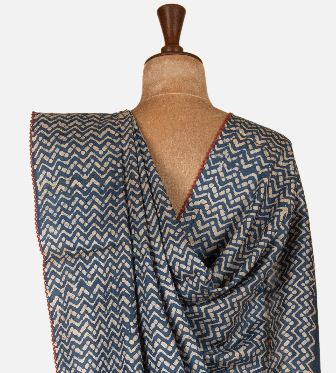 blue-tussar-saree-e02148227-c