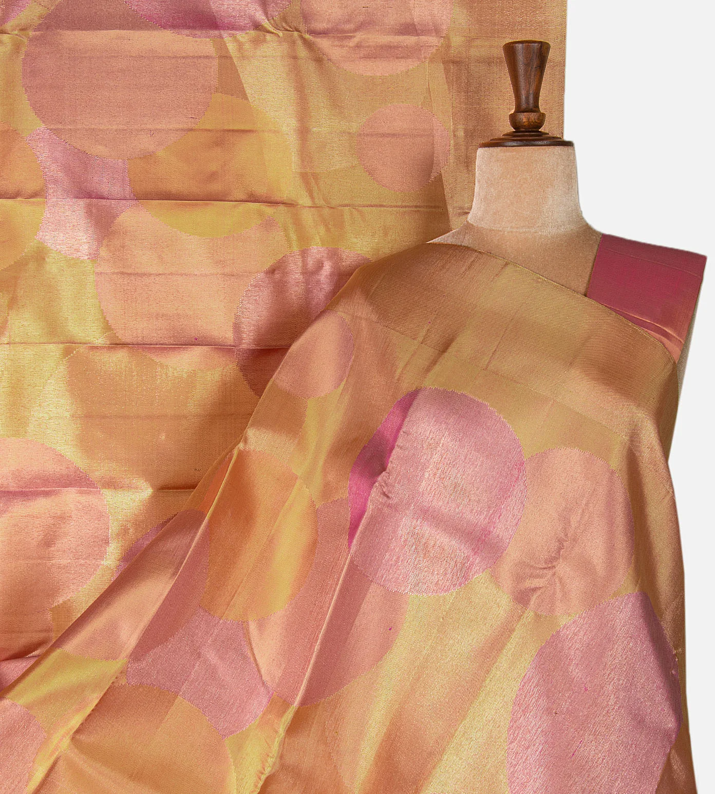 beige-kanchipuram-silk-saree-e02152299-a