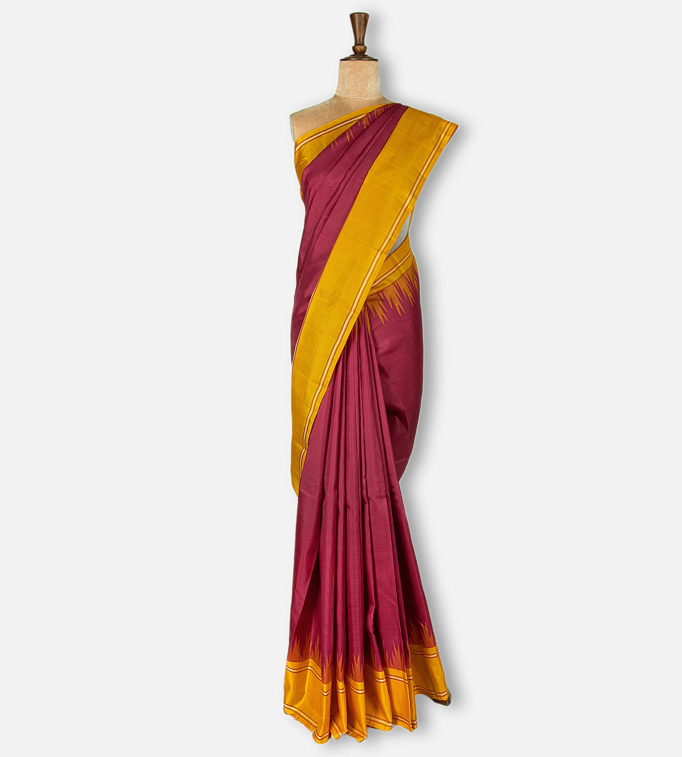 crimson-red-kanchipuram-silk-saree-d12141541-b