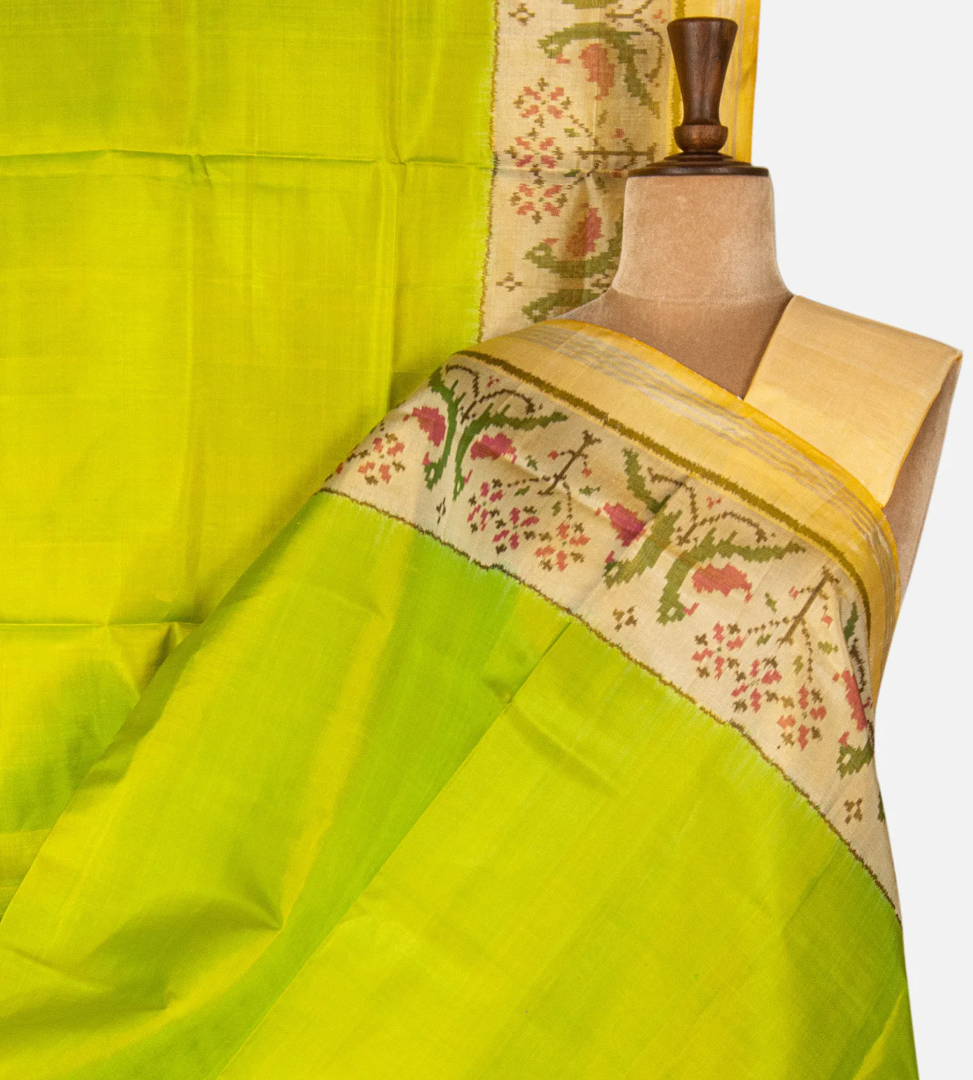 lime-green-patola-silk-saree-e02152114-a