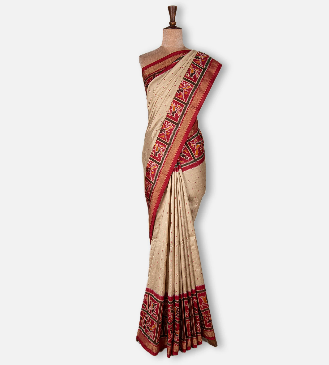 beige-ikkat-silk-saree-e01144855-b