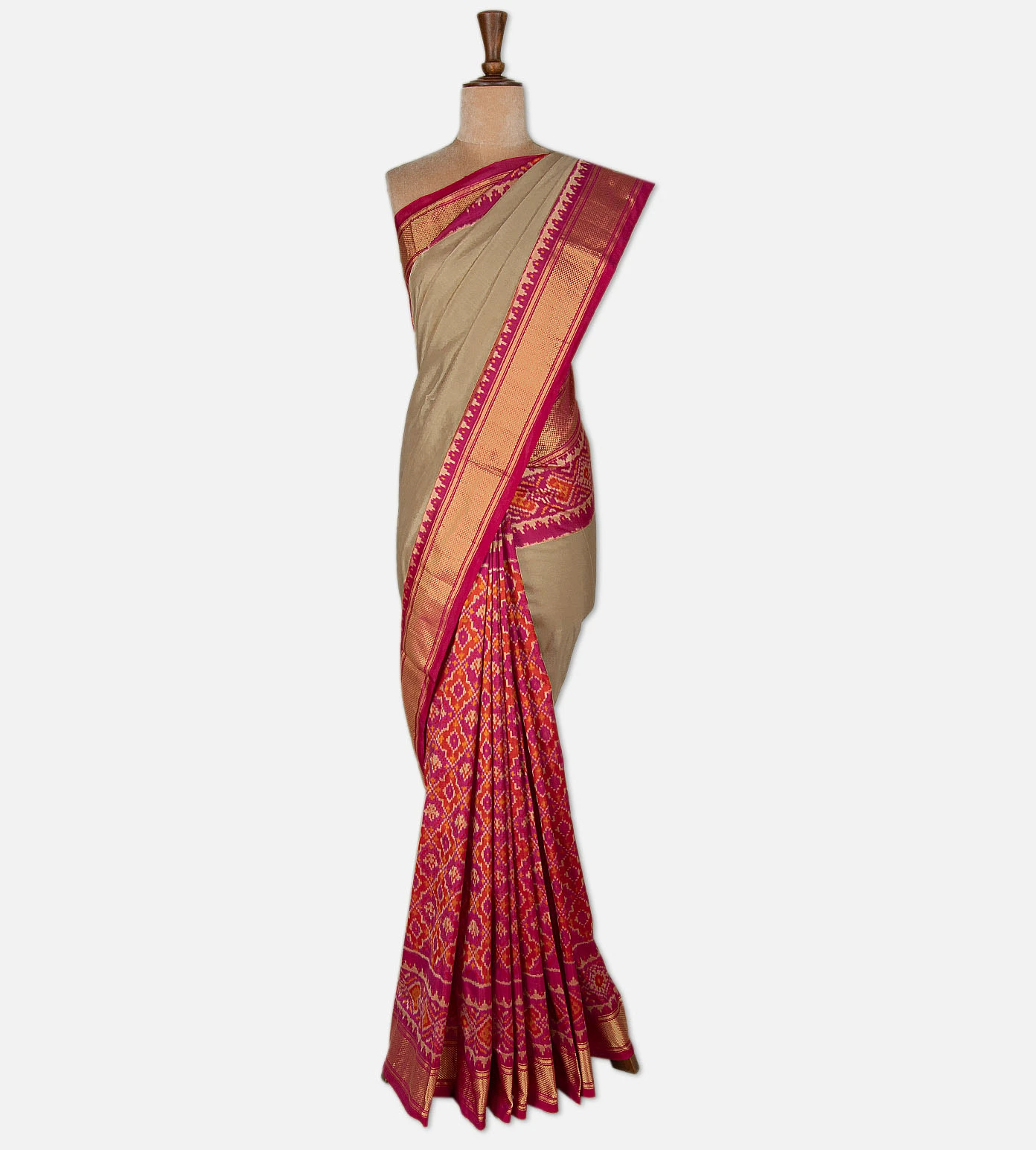 beige-ikkat-silk-saree-e01144847-b