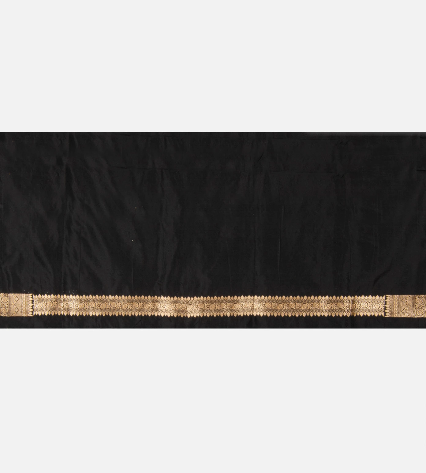 black-banarasi-silk-saree-e02152060-d