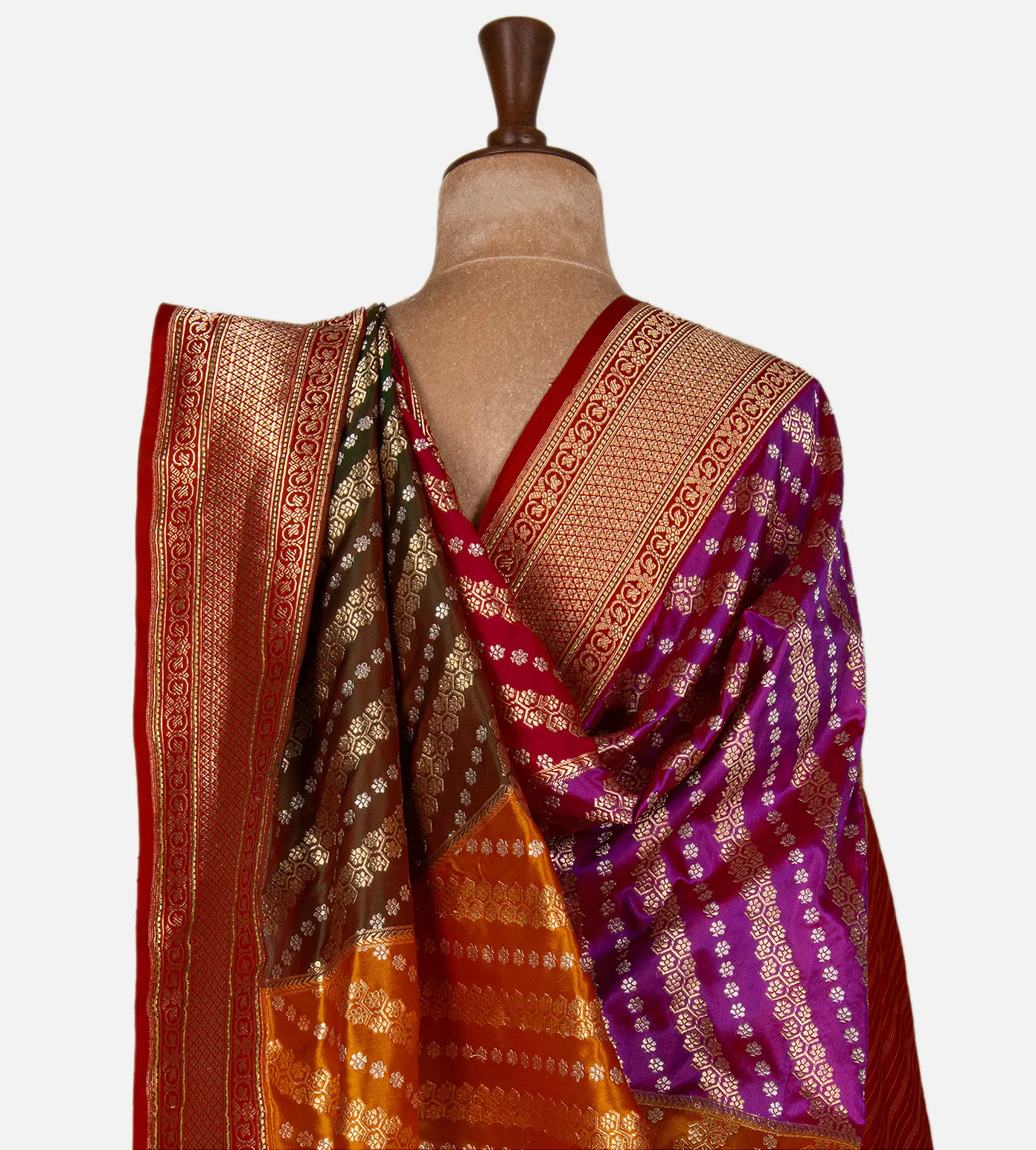 green-banarasi-silk-saree-d11138747-c