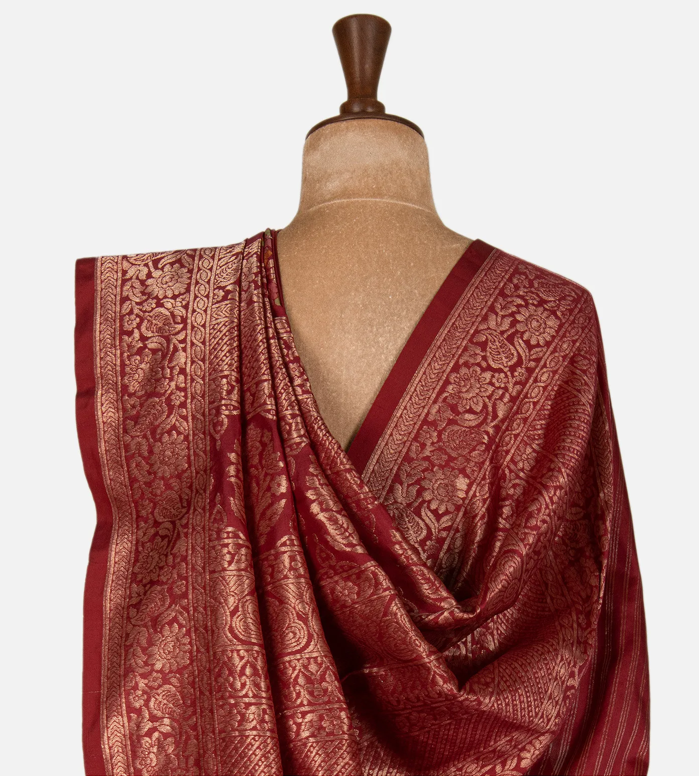 maroon-banarasi-silk-saree-d11134654-c