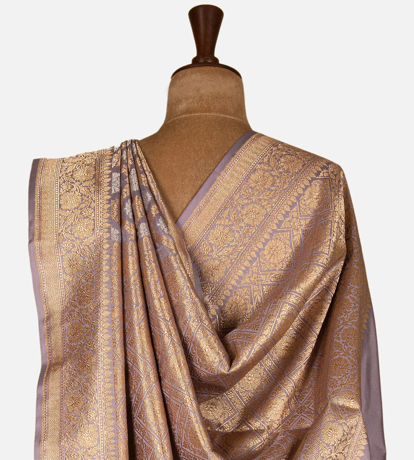 aubergine-purple-banarasi-silk-saree-e02152094-c