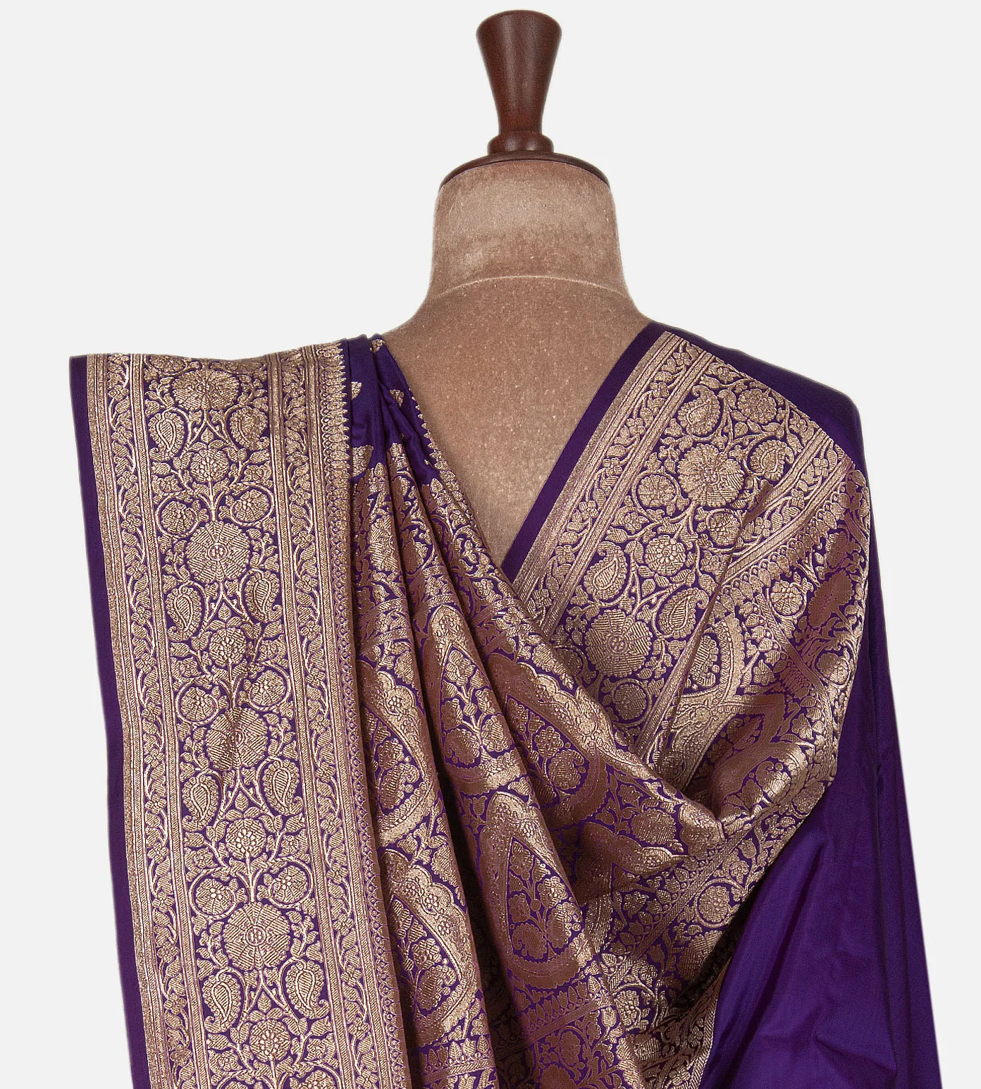 purple-banarasi-silk-saree-e02152086-c