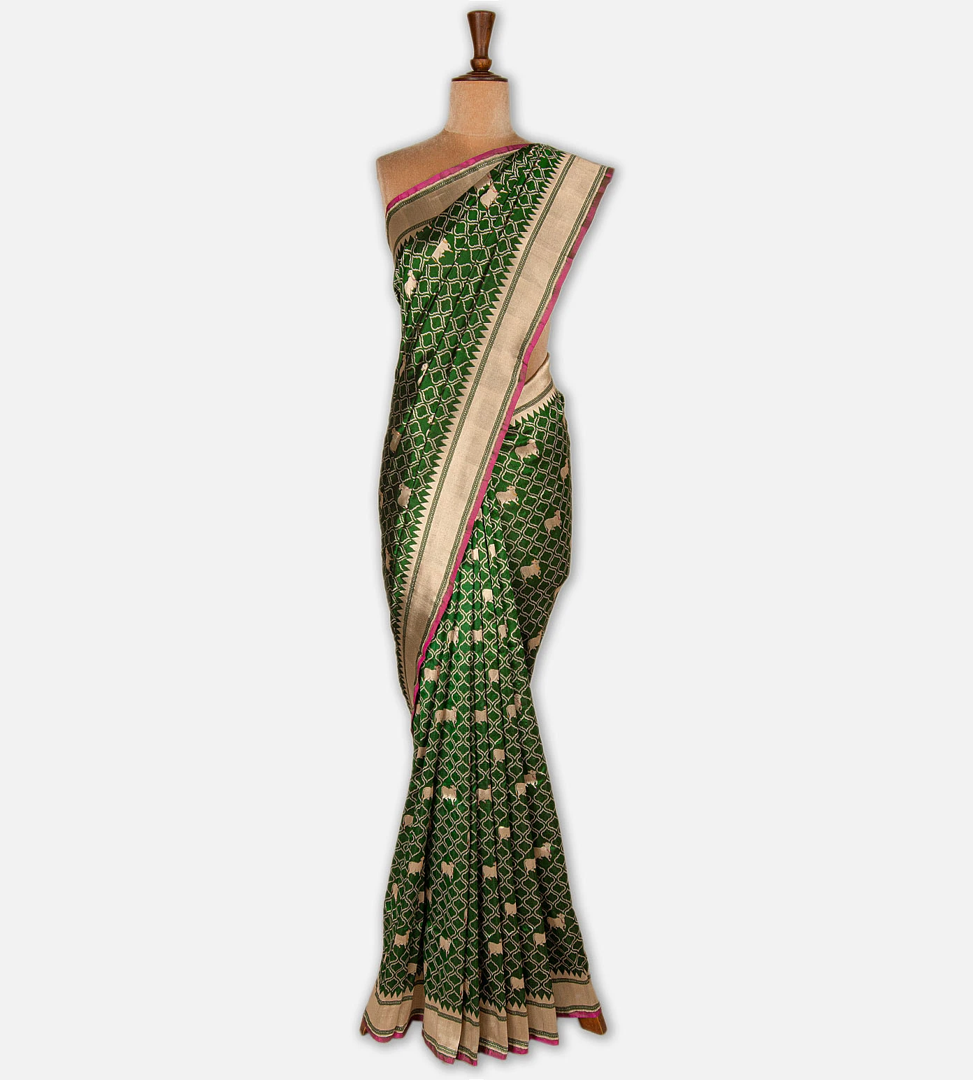 green-banarasi-silk-saree-e02153080-b