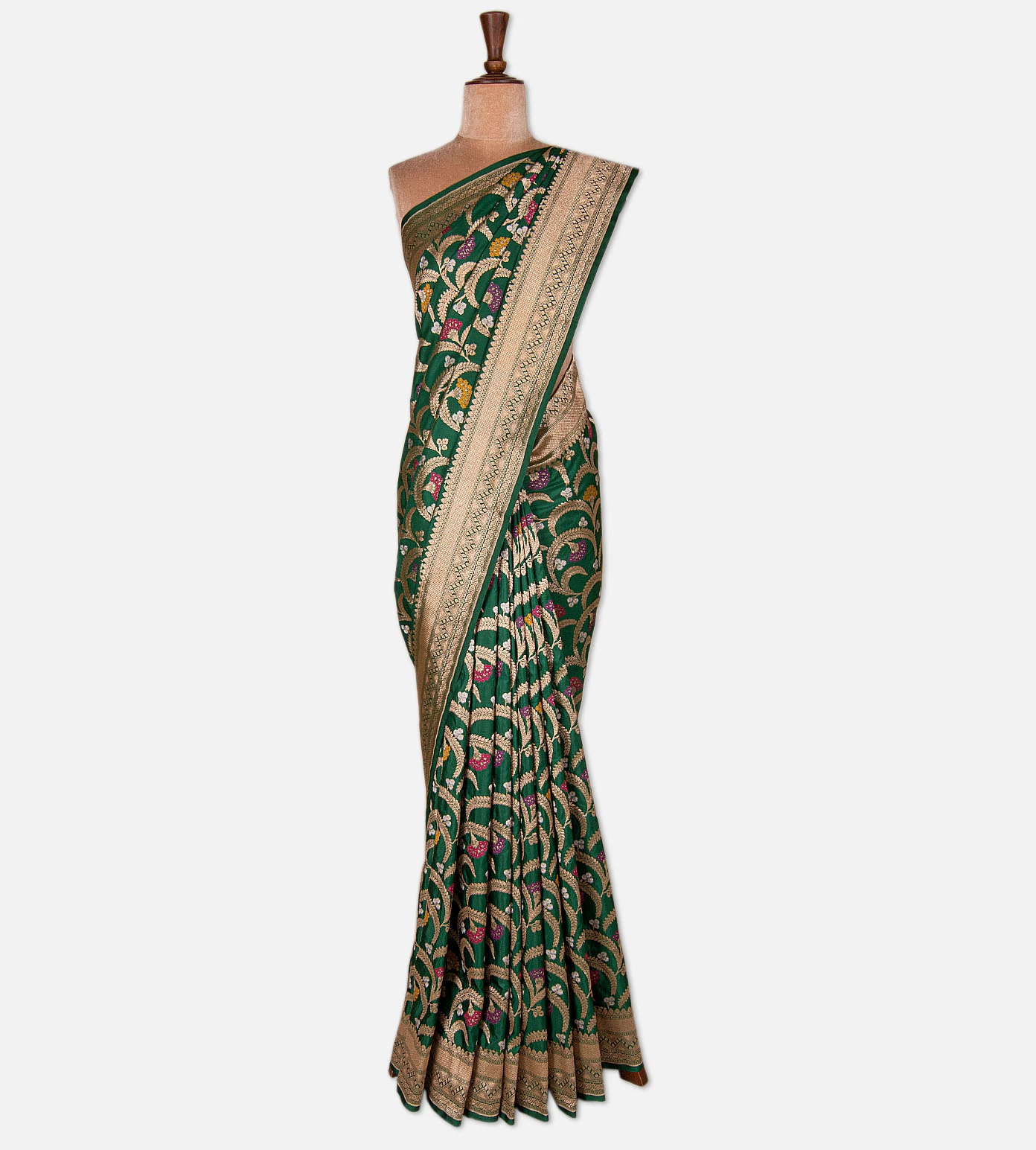 green-banarasi-silk-saree-e02152054-b