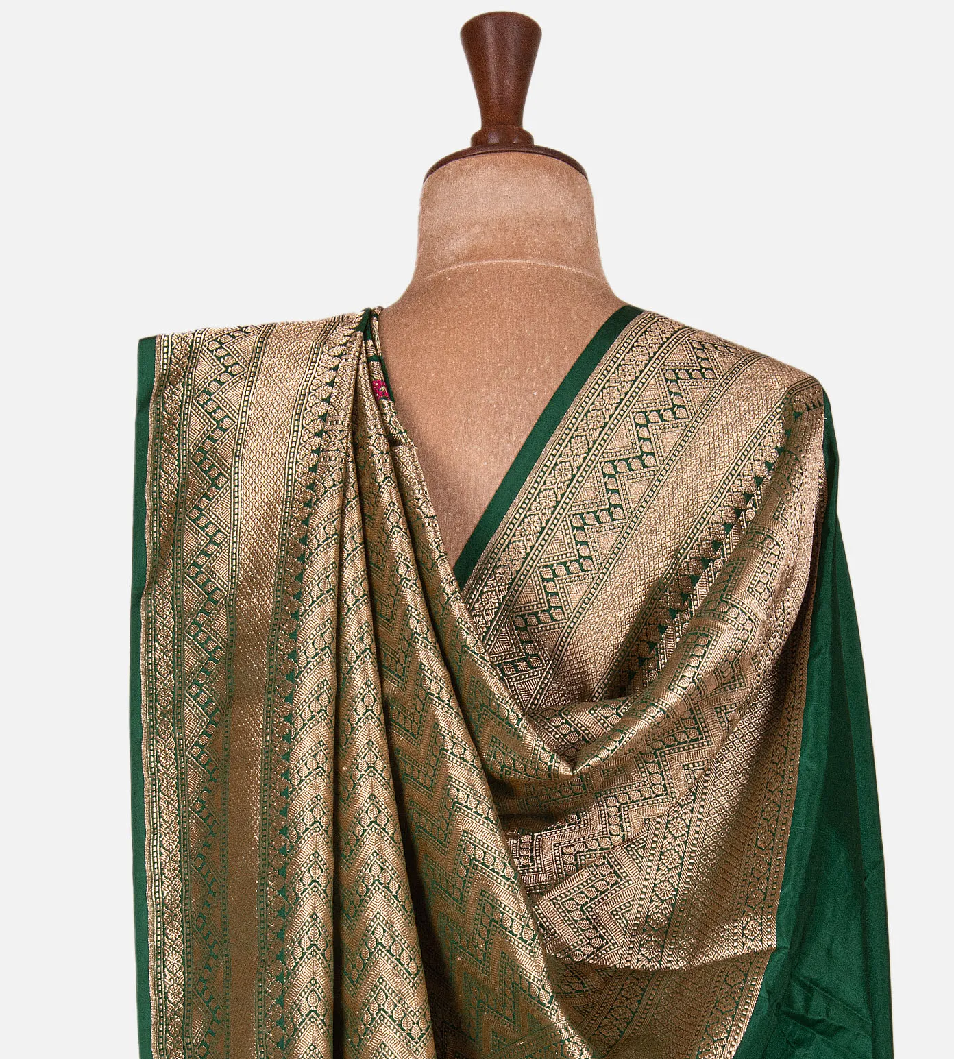 green-banarasi-silk-saree-e02152054-c