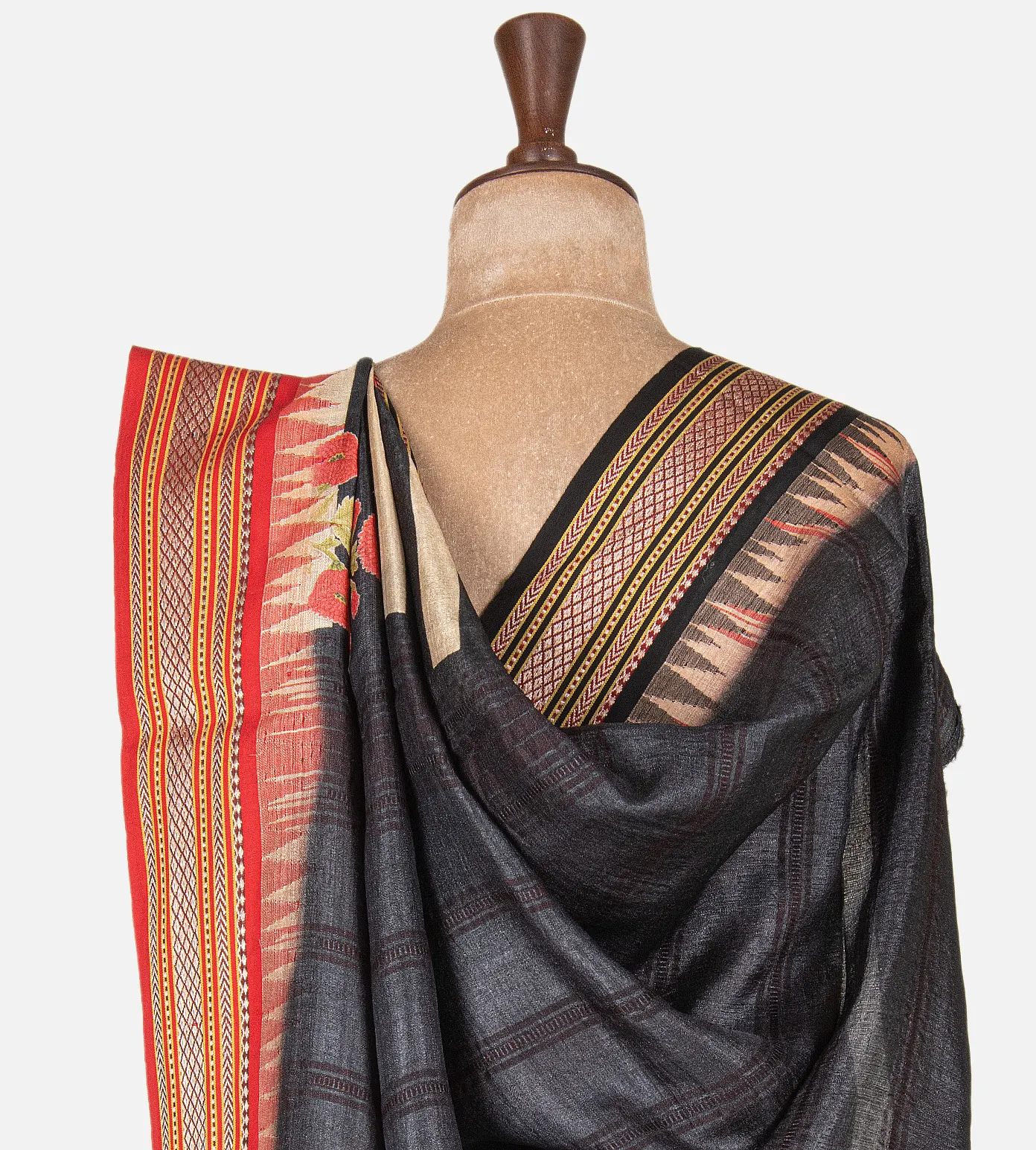 black-and-white-tussar-saree-d11139503-c