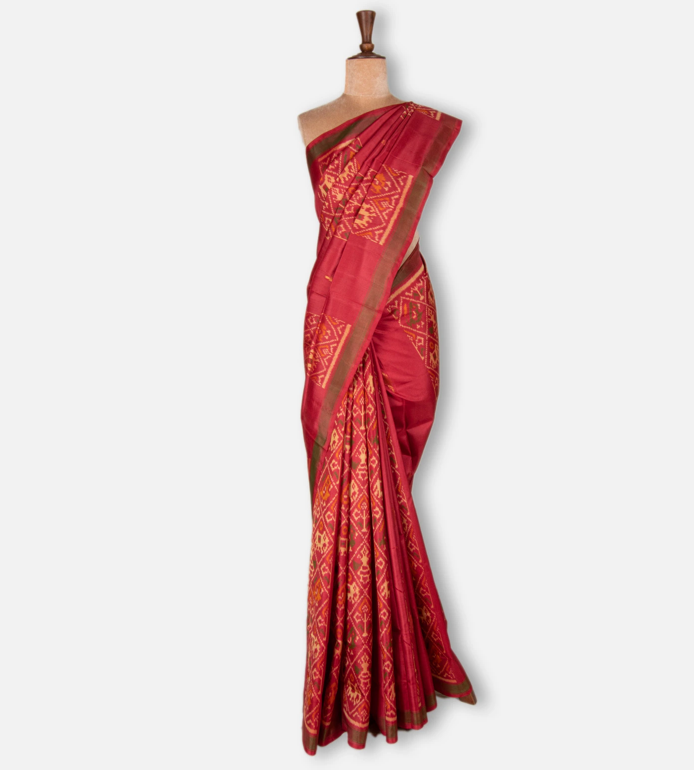 red-patola-silk-saree-e02152102-b