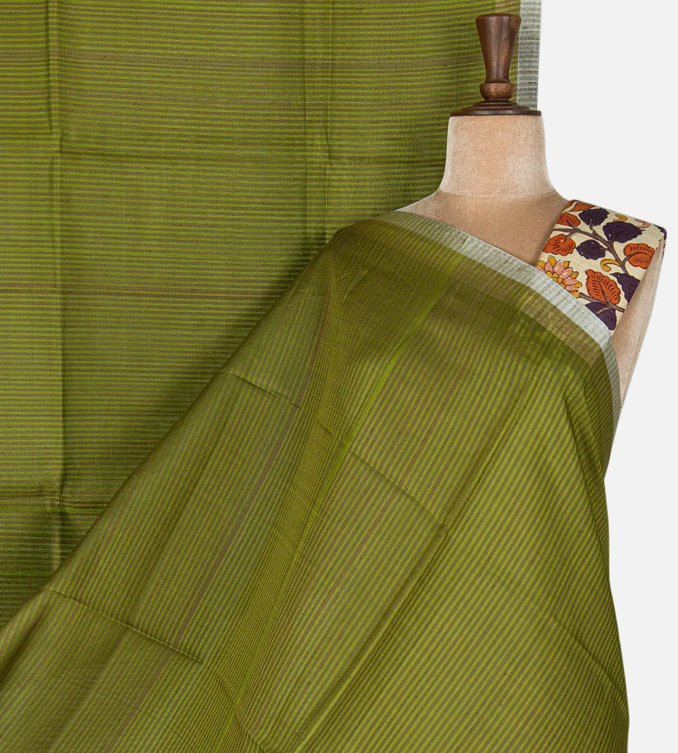 light-green-raw-silk-saree-d11138677-a