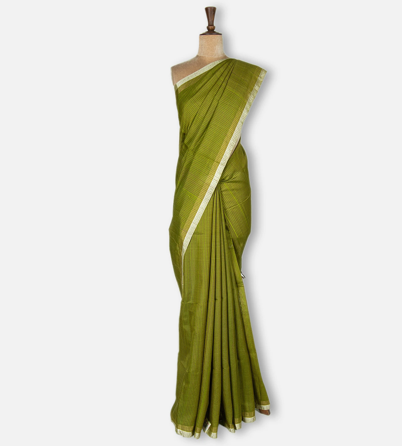 light-green-raw-silk-saree-d11138677-b