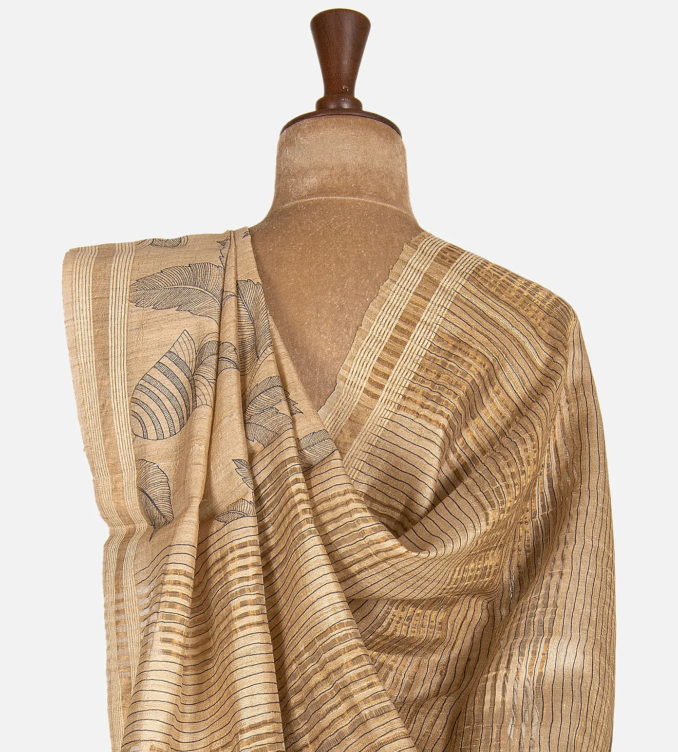 beige-tussar-saree-d09124105-c