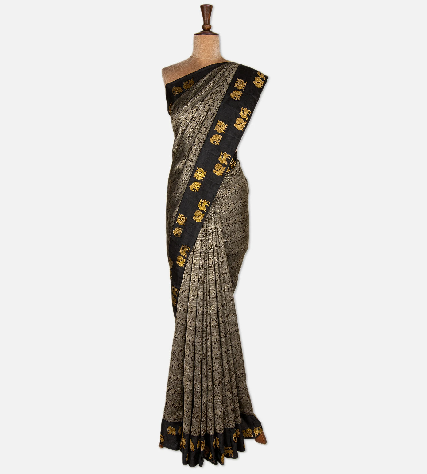 black-kanchipuram-silk-saree-d11139162-b