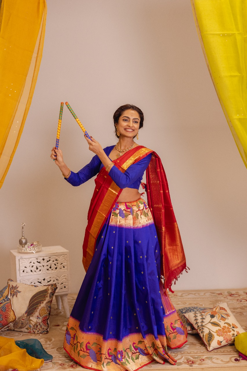 Festive Fashion: Turn Your Sarees into Stunning Dandiya & Garba Looks-1