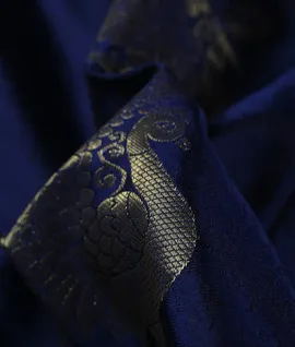 Navy Blue With Red Contrast Blouse & Pallu  Peacock Design Pure Kanjivaram Silk Sarees3