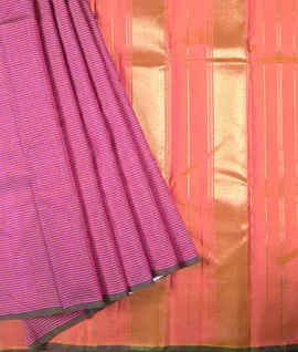 magenta-with-zari-small-checked-pallu-blouse-gold-orange-81701-a
