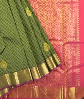 Bottel Green With Pallu And Blouse Pink Pure Kanjivaram Silk Saree1
