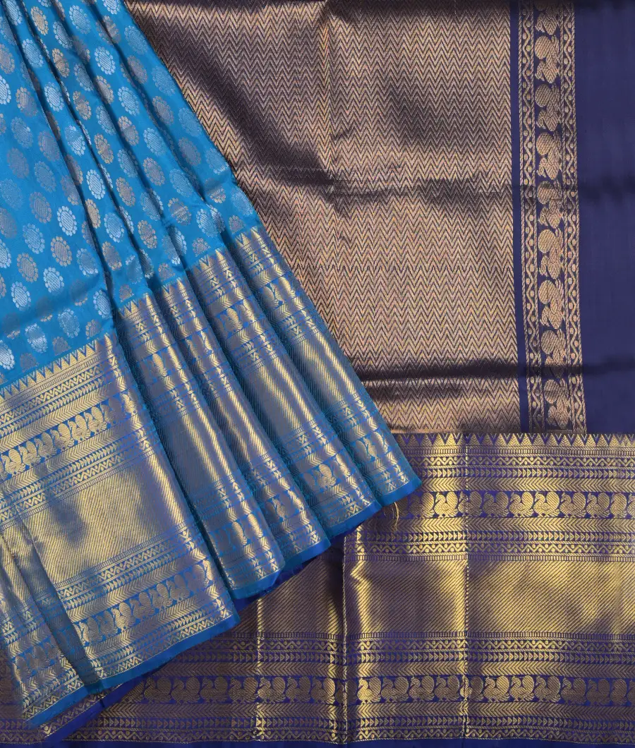 Shop this elegant Navy Blue Woven Kanjivaram Saree - Karagiri